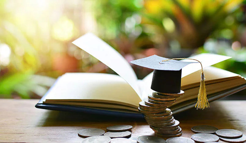 Best Education Loans for Expats in UAE 2025