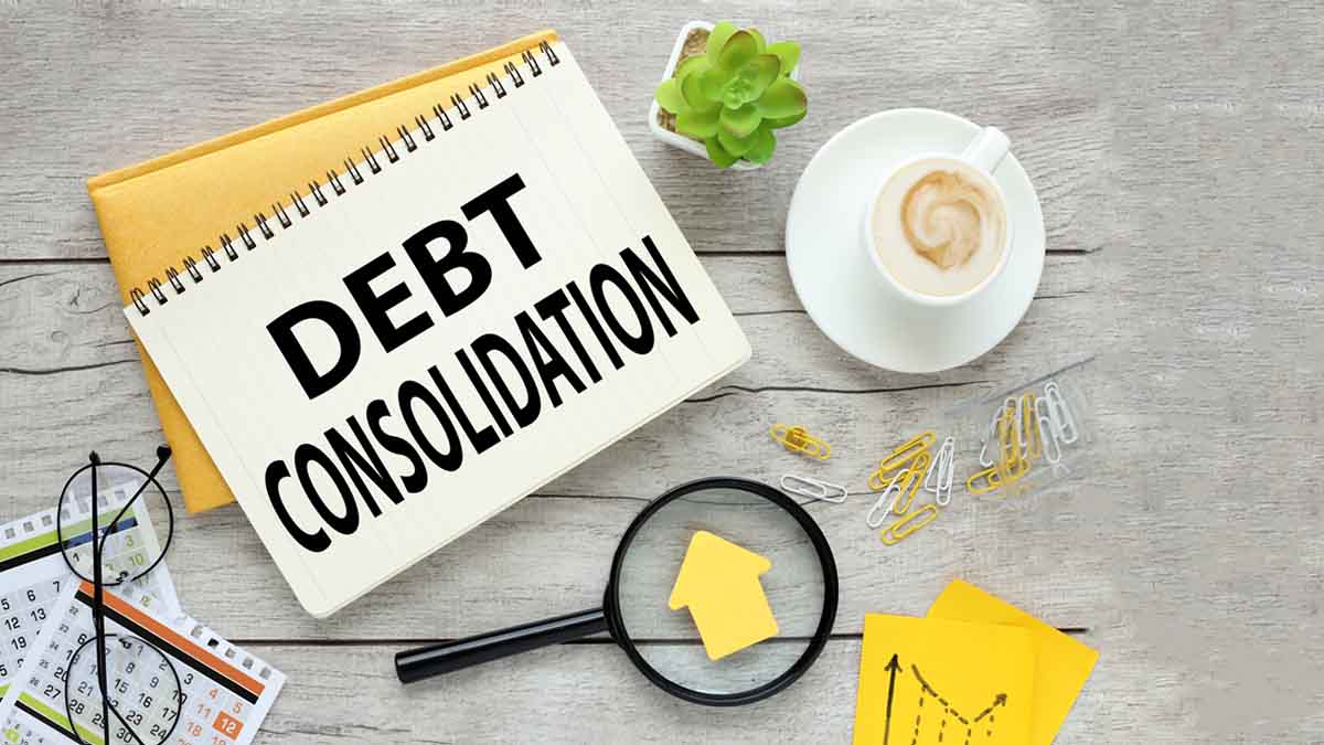 Debt Consolidation in UAE for Expats: 2025 Complete Guide